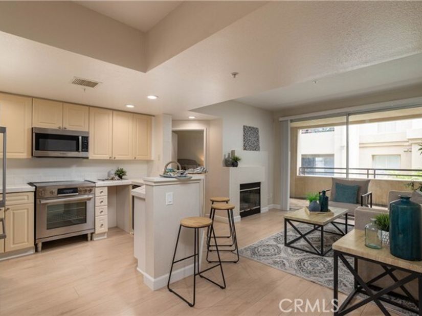 1301 Cabrillo 207, Torrance CA 90501