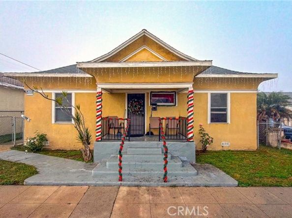 1207 Bay View, Wilmington (los Angeles) CA 90744