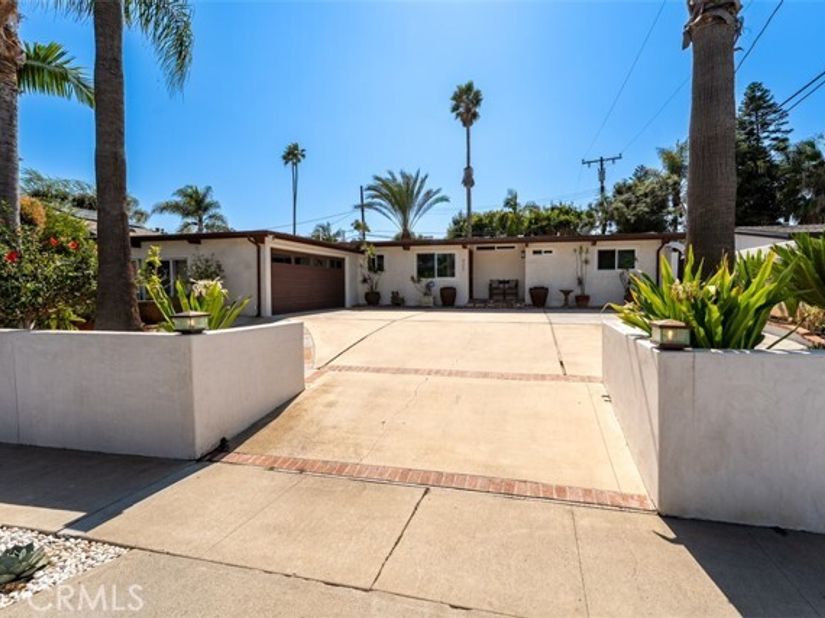 327 Santa Isabel, Newport Beach CA 92660