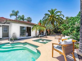2077 Mountain View Drive
