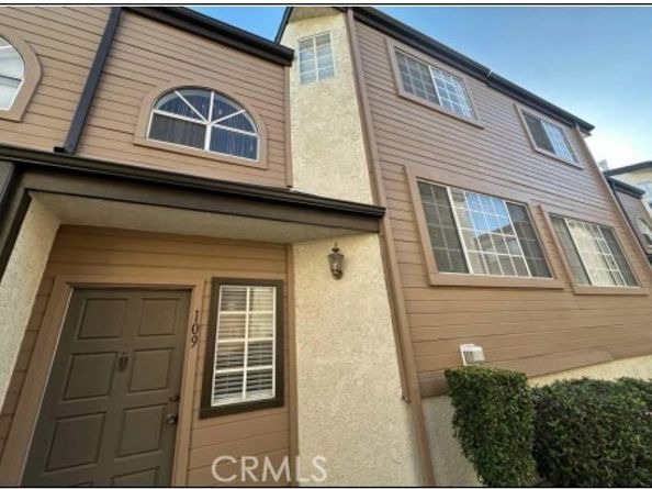 7658 Topanga Canyon, Canoga Park (los Angeles) CA 91304