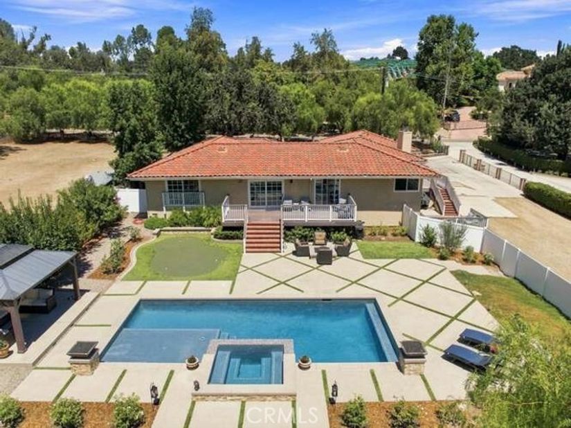 28042 Balkins, Agoura Hills CA 91301