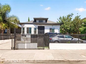 427 E 43rd Street