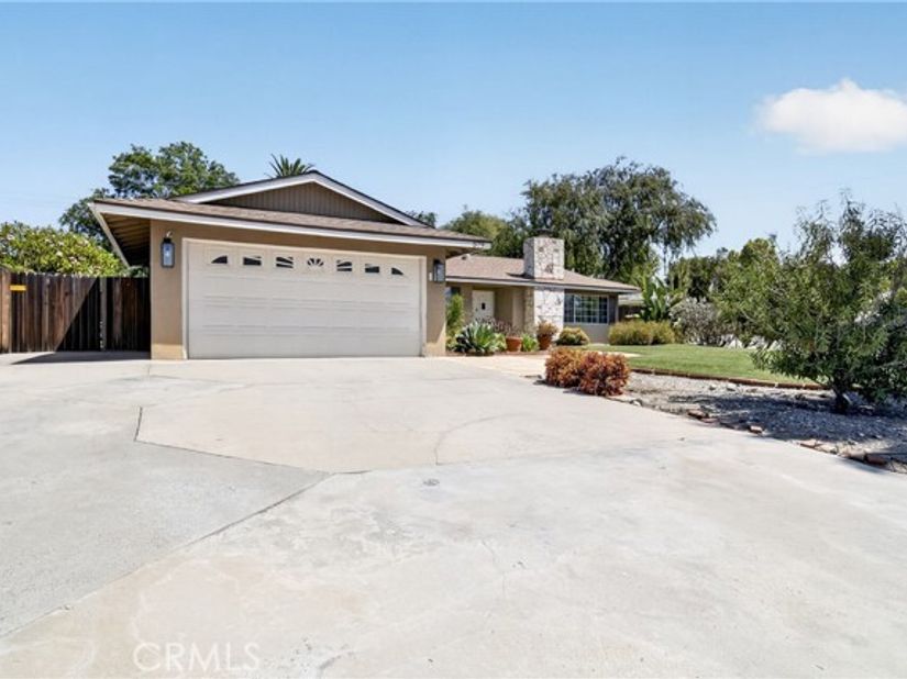 579 Aurora, Claremont CA 91711