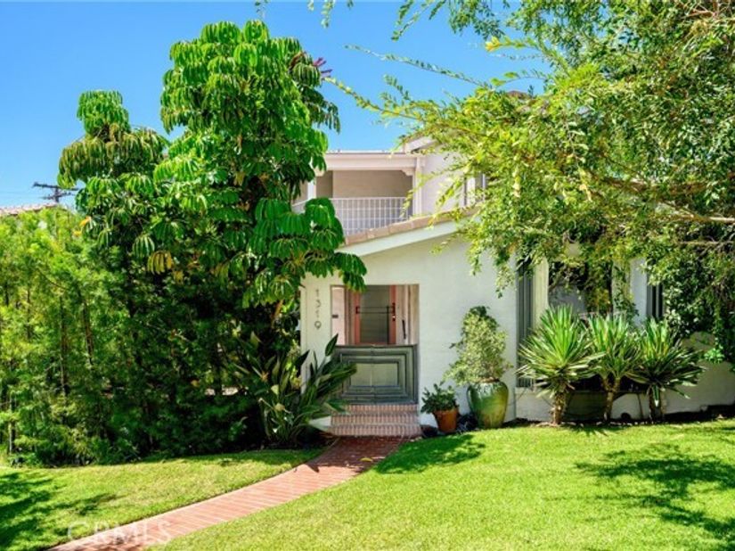 1319 Rossmoyne, Glendale CA 91207