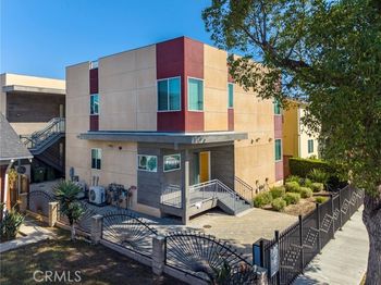 1329 W 37th