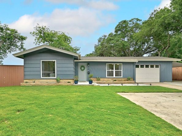 5700 Avenue G, Austin TX 78752