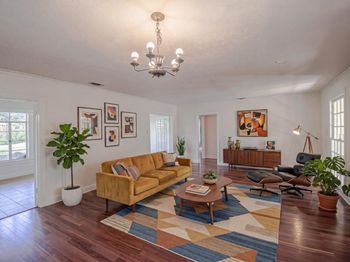 1202 Norwood RD