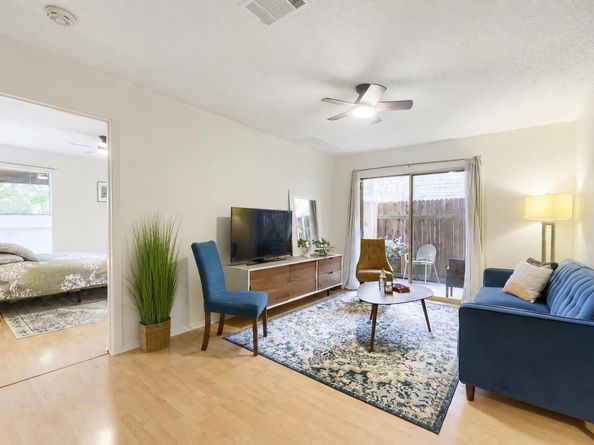 6903 Deatonhill DR 20, Austin TX 78745