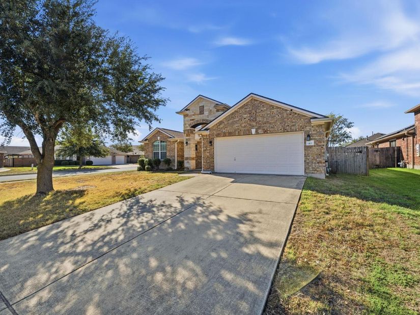 1401 Muddy Waters DR, Pflugerville TX 78660