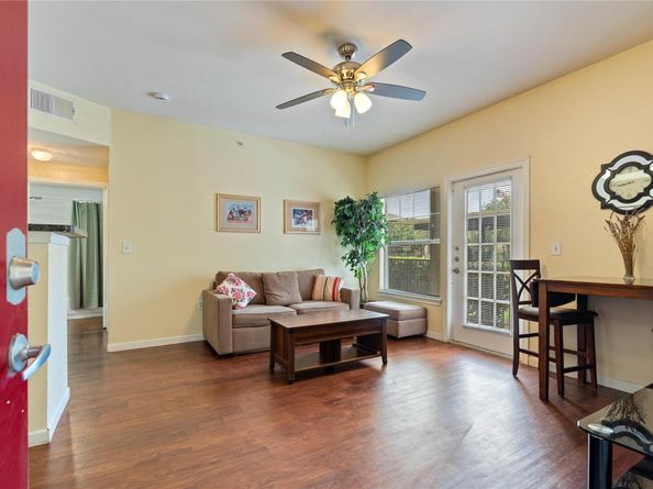 2320 Gracy Farms LN 812, Austin TX 78758