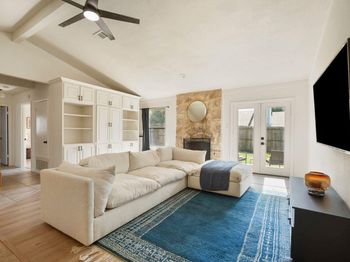 9833 Briar Ridge DR
