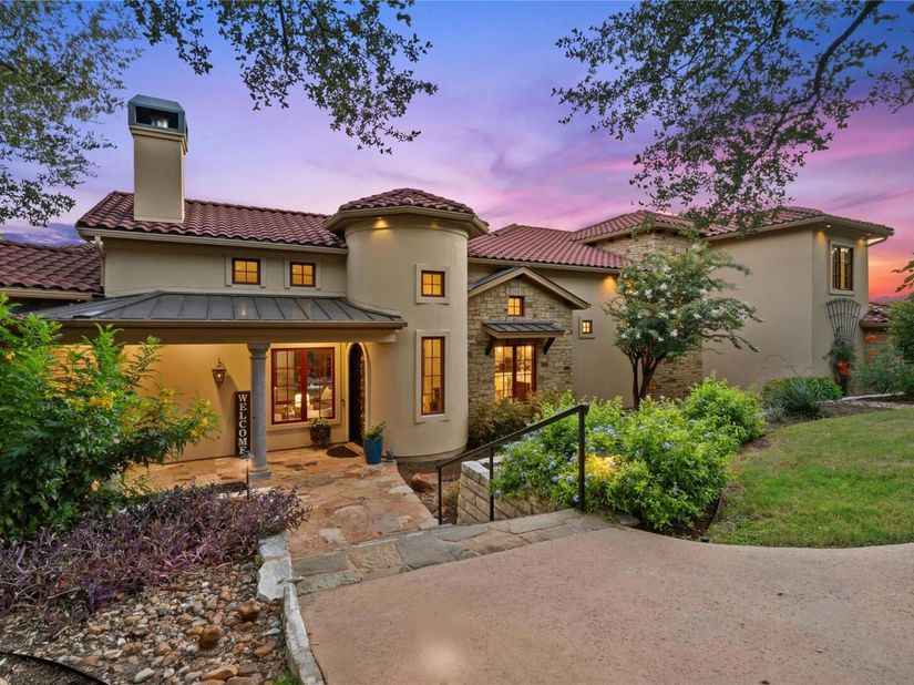 4320 House Of York 6, Austin TX 78730