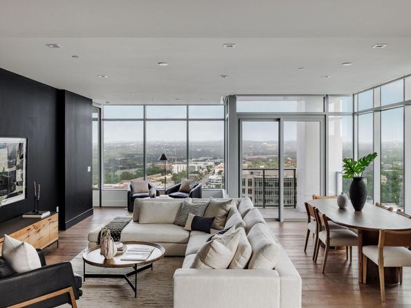 501 West Ave 2404, Austin TX 78701