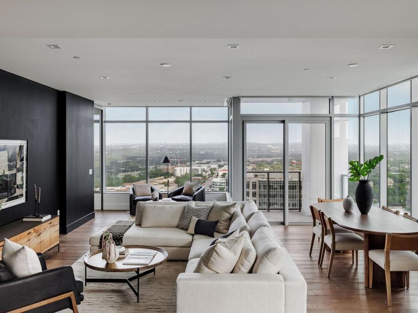 501 West Ave 2404, Austin TX 78701