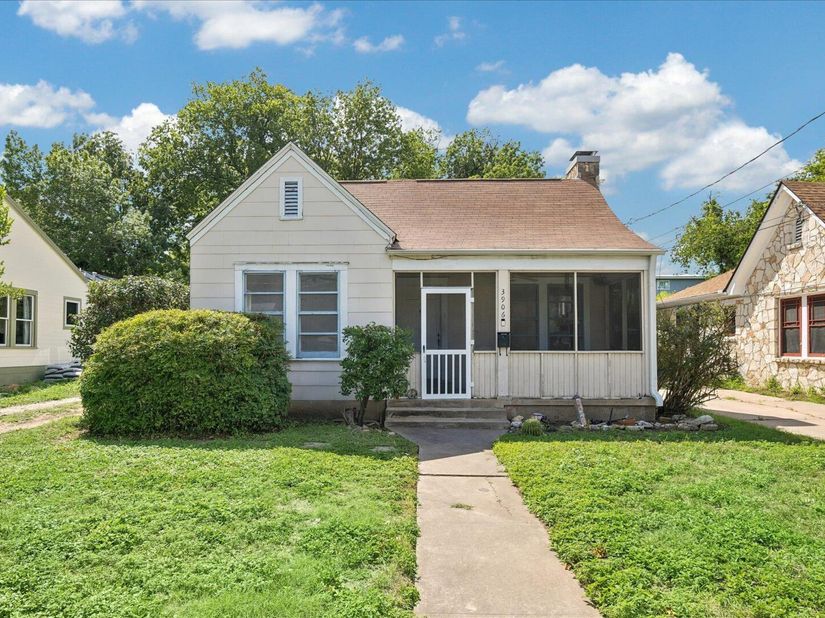 3906 Becker Ave, Austin TX 78751