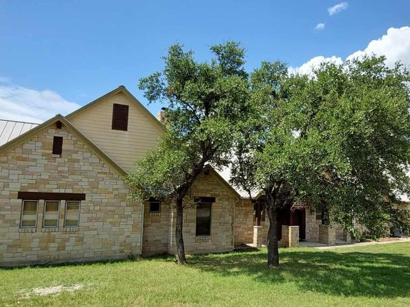 409 Venture BLVD S, Point Venture TX 78645