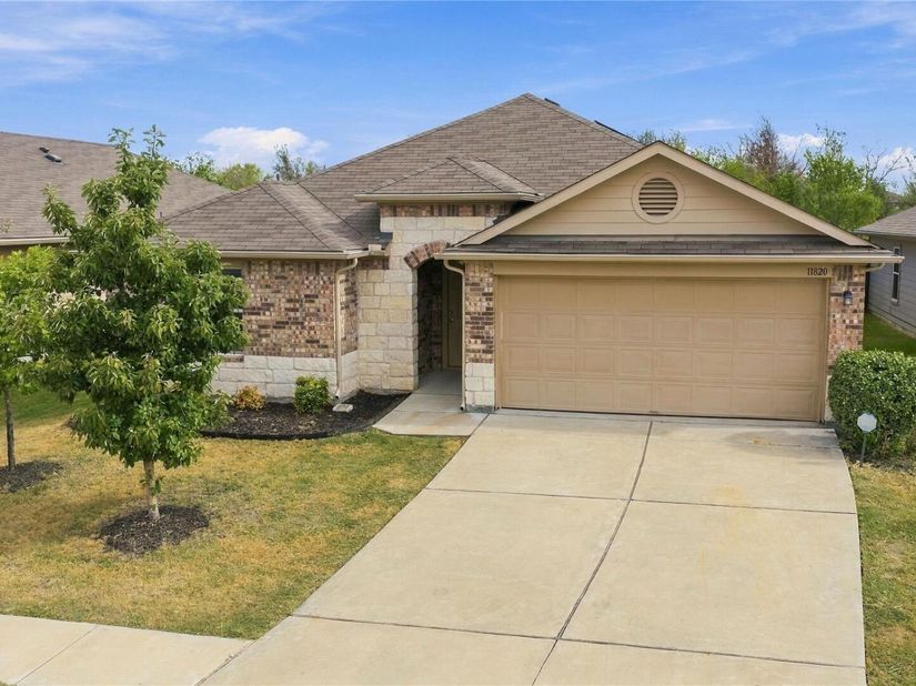 11820 Jamie DR, Manor TX 78653