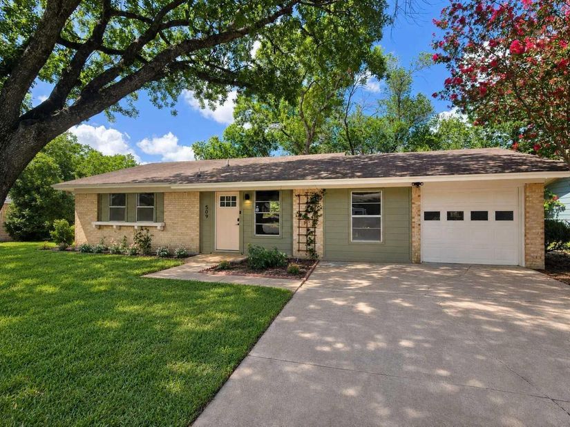509 Westmorland DR, Austin TX 78745
