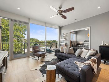 1600 Barton Springs RD