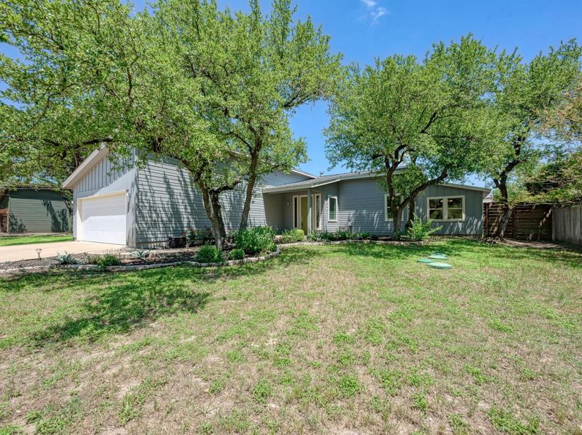 8307 Williamson Creek DR, Austin TX 78736