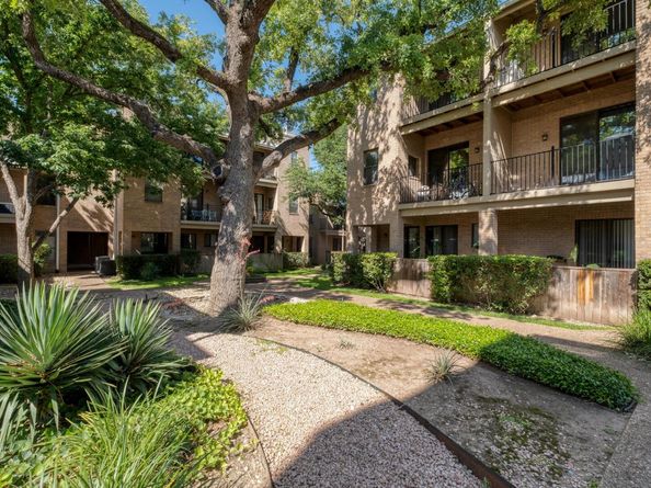 611 E 45th ST 19, Austin TX 78751