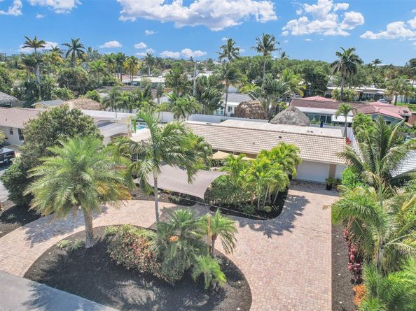 1616 SE 4th St, Deerfield Beach FL 33441