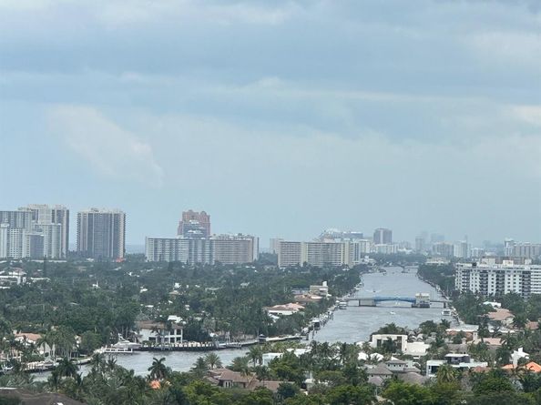 3200 Port Royale Drive N 2004, Fort Lauderdale FL 33308