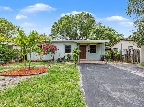 604 NE 14th Place, Fort Lauderdale FL 33304