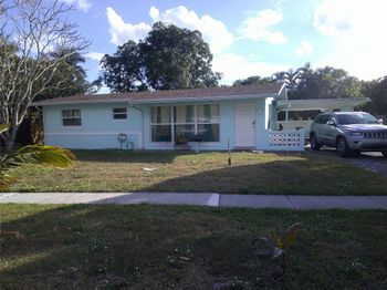 6042 NW 18th Street