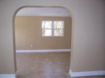 711 Fernwood Drive