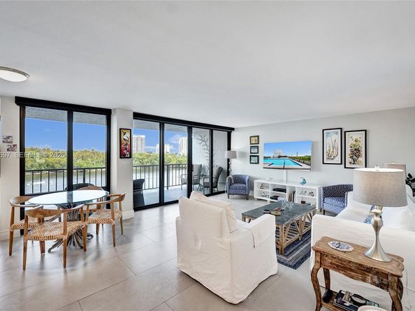 936 Intracoastal Drive 4F, Fort Lauderdale FL 33304