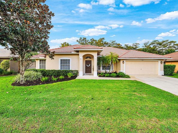 153 Kapok Cres, Royal Palm Beach FL 33411