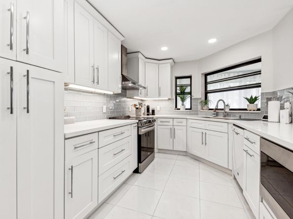 6029 Parkwalk Drive, Boynton Beach FL 33472