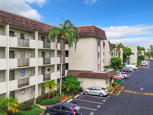 6080 NW 44th Street 408, Lauderhill FL 33319