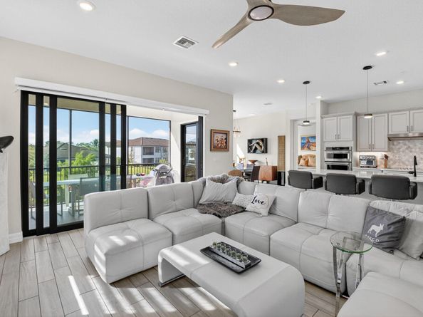 21956 Canadensis Circle 201, Boca Raton FL 33428