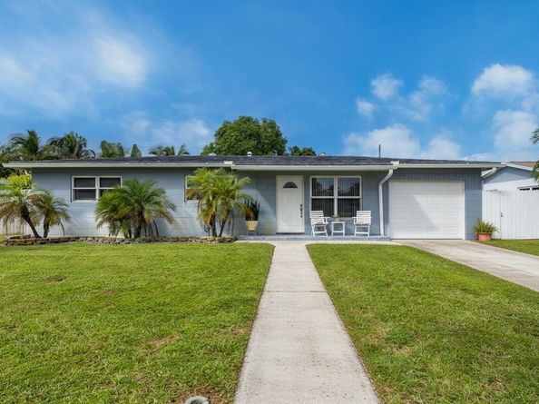 253 Davis Road, Palm Springs FL 33461