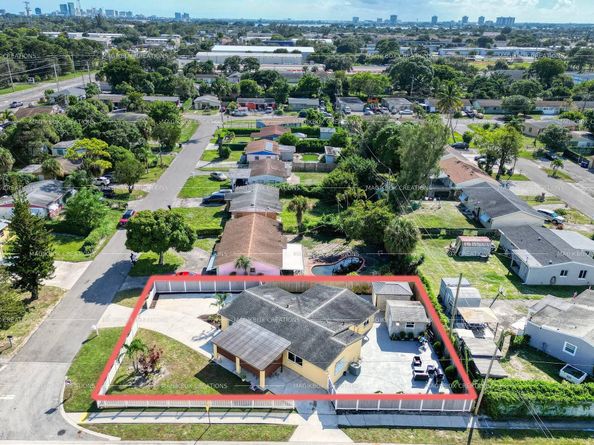 5713 Briarwood Street, Mangonia Park FL 33407