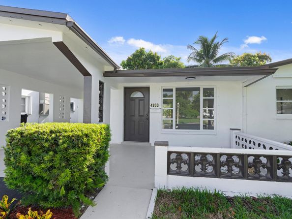 4300 NW 45th Terrace, Lauderdale Lakes FL 33319