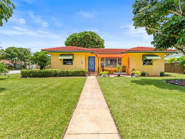 1802 Lake Osborne Drive, Lake Worth Beach FL 33461