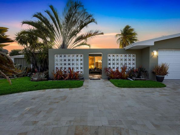 1611 SW 3rd Ave, Pompano Beach FL 33060