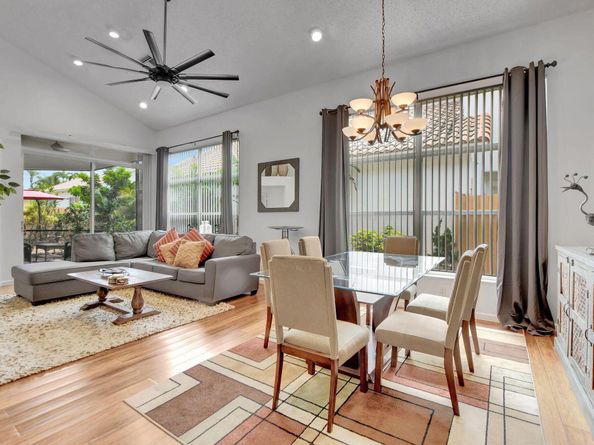 6694 NW 26th Way, Boca Raton FL 33496