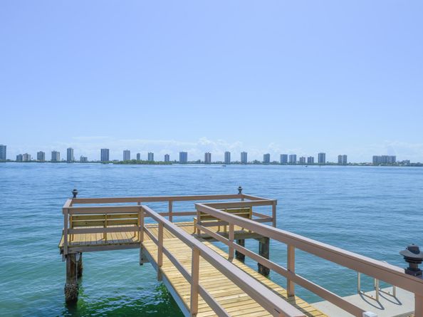 101 Doolen Court 307, North Palm Beach FL 33408