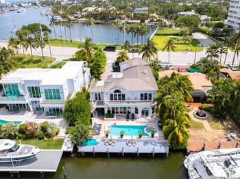 2615 E Las Olas Blvd