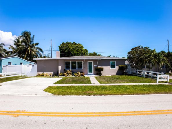 533 Cherry Road, West Palm Beach FL 33409