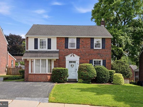 204 Flintlock Road, Drexel Hill PA 19026