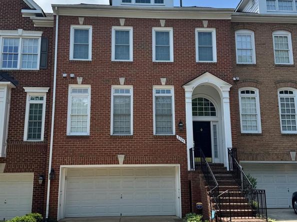 2304 Sawtooth Oak Court, Vienna VA 22182