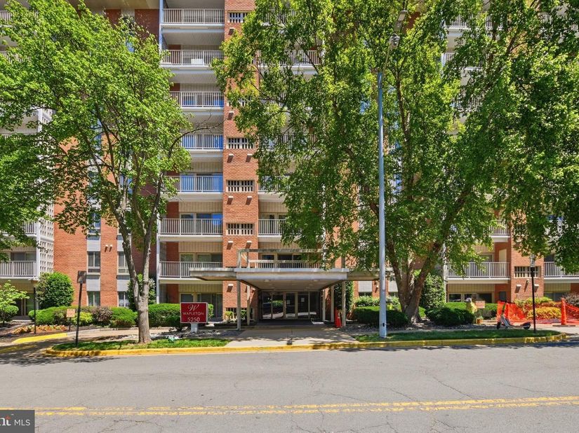 5250 Valley Forge Drive 704, Alexandria VA 22304