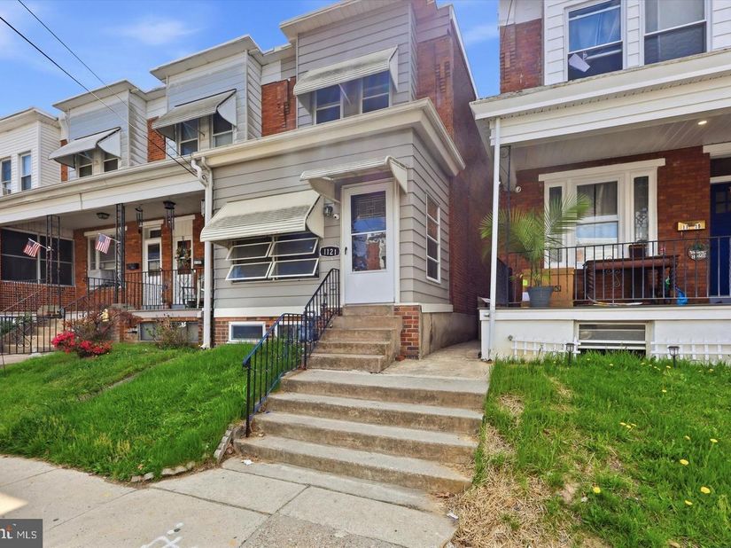 1121 E 11TH Street, Crum Lynne PA 19022