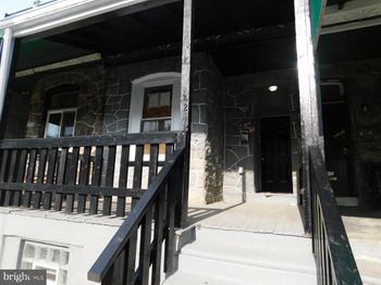 4215 Parrish Street